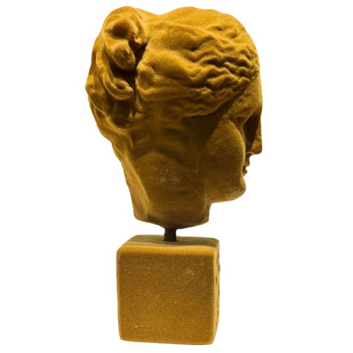 unitique-velvet-edition-skulpturuli-biusti