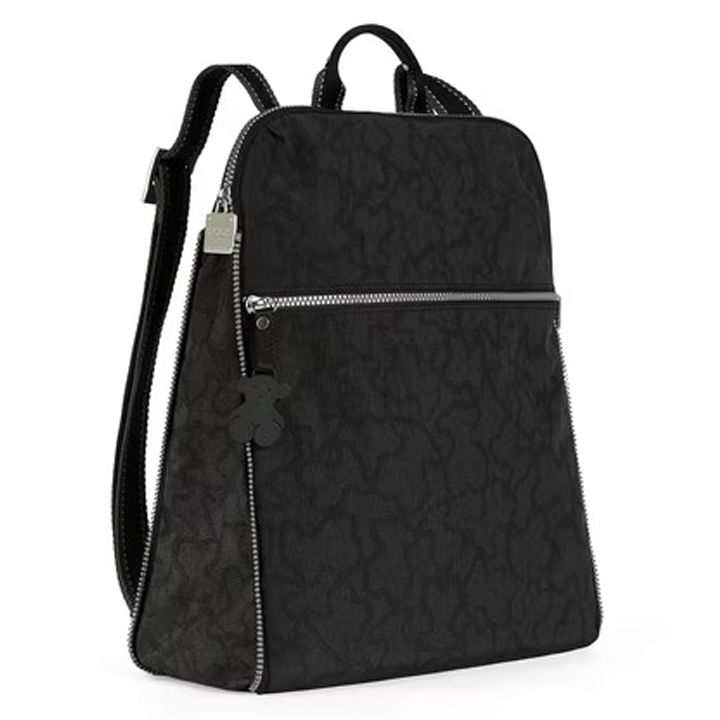 tous-backpack-695810038-qalis-zurgchanta-photo-2