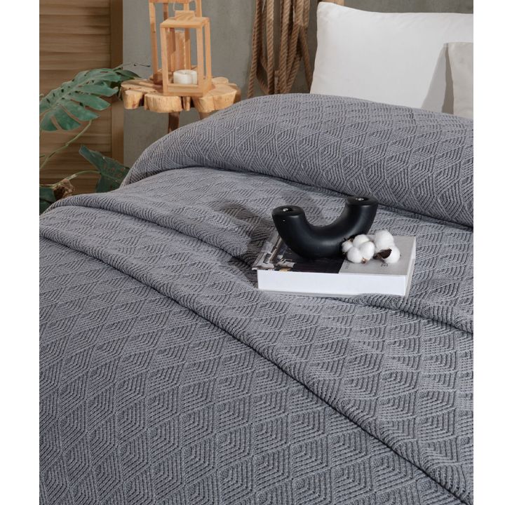 manamo-plaid-adult-acrylic-knitting-blanket-satsolis-gadasafarebeli