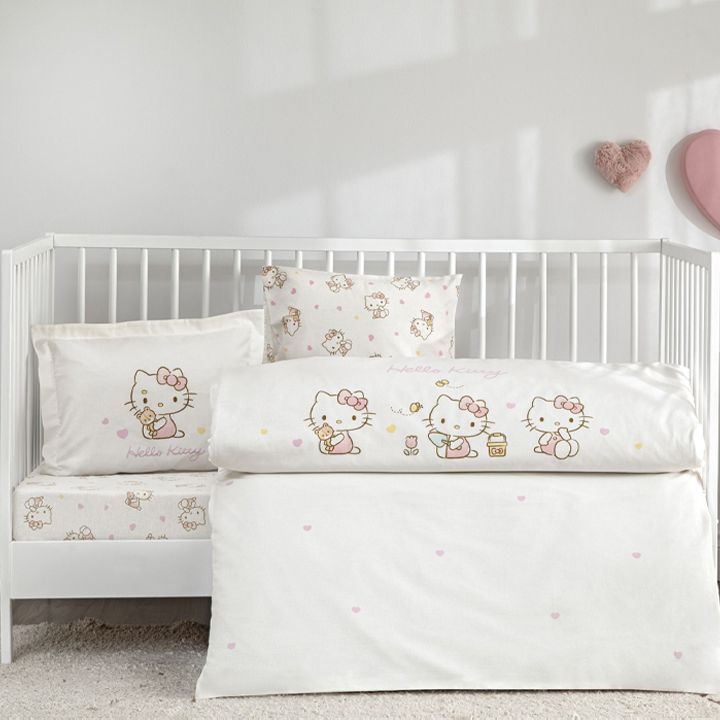 tac-hello-kitty-cool-baby-chvilis-tetreulis-nakrebi