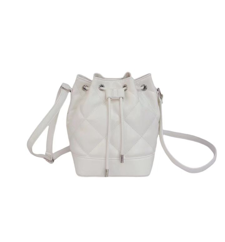 miniso-drawstring-crossbody-bag-chanta
