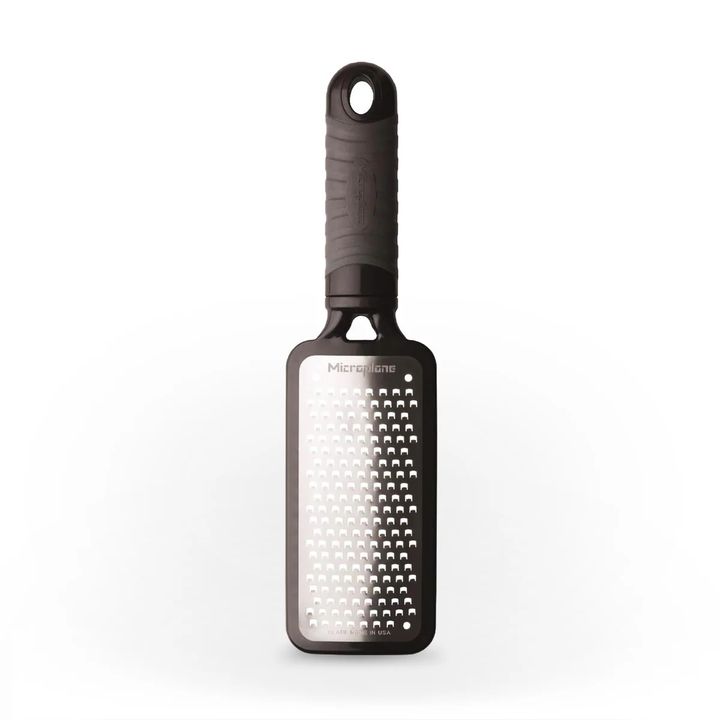 microplane-44001e-home-coarse-black-sakhekhi