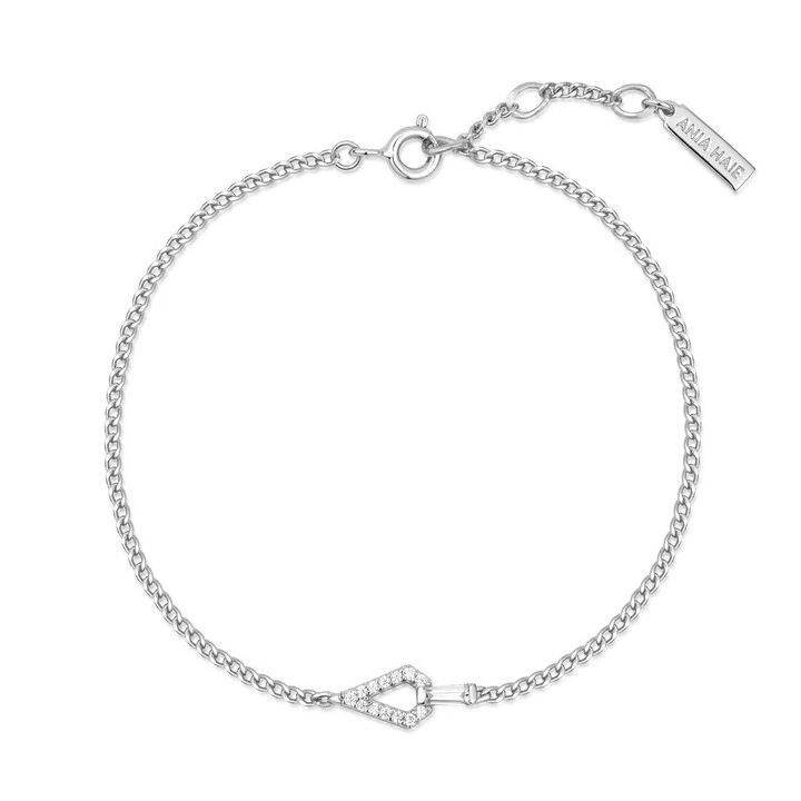 ania-haie-b059-02h-samajuri-photo-3