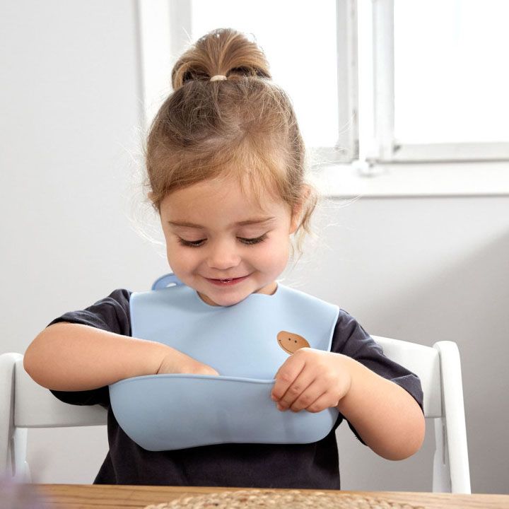 lassig-silicone-bib-happy-rascals-smile-bavshvis-tsinsafari-photo-3