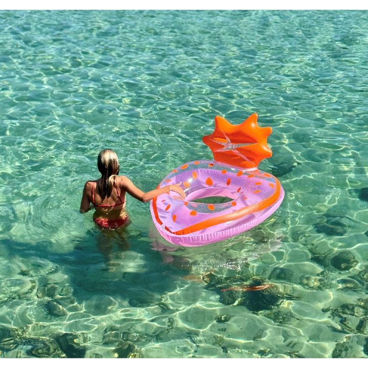 sunnylife-gasaberi-kamera-martsqvis-formis-photo-2