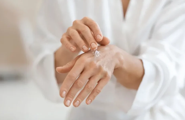 shiseido-hand-cream-medicated-more-deep-jar-100gr-khelis-kremi-photo-3