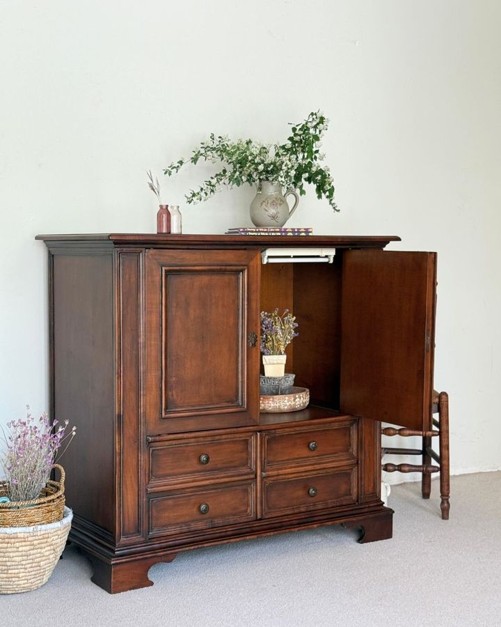 collector-tbilisi-alublis-khis-bufeti-restavrirebuli-photo-4