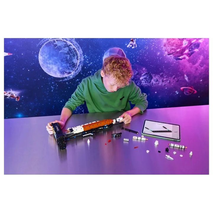 lego-technic-nasa-artemis-kosmosuri-raketa-42221-632ts-photo-4