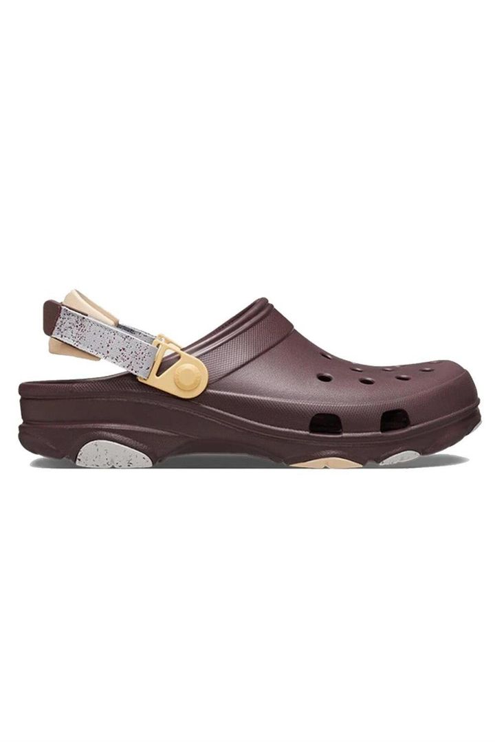 crocs-mamakatsis-fekhsatsmeli-photo-2