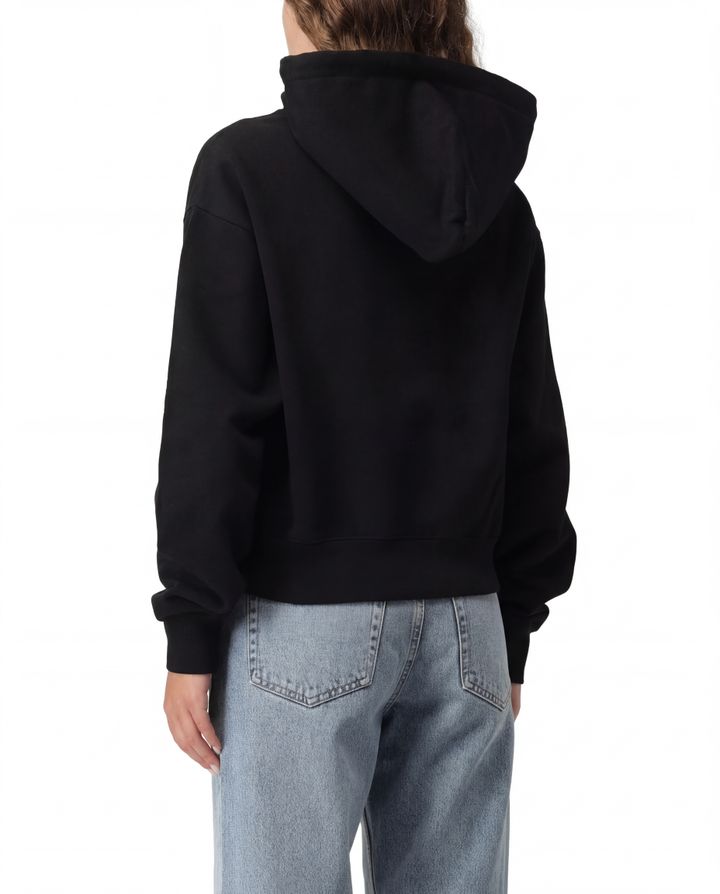 jacquemus-bambis-hudi-dekoratiuli-gros-grain-elementit-photo-4