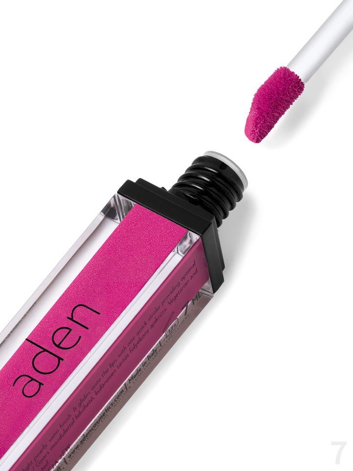 aden-satin-effect-lipstick-07-shimmering-fuchsia-tuchsatskhi-photo-2
