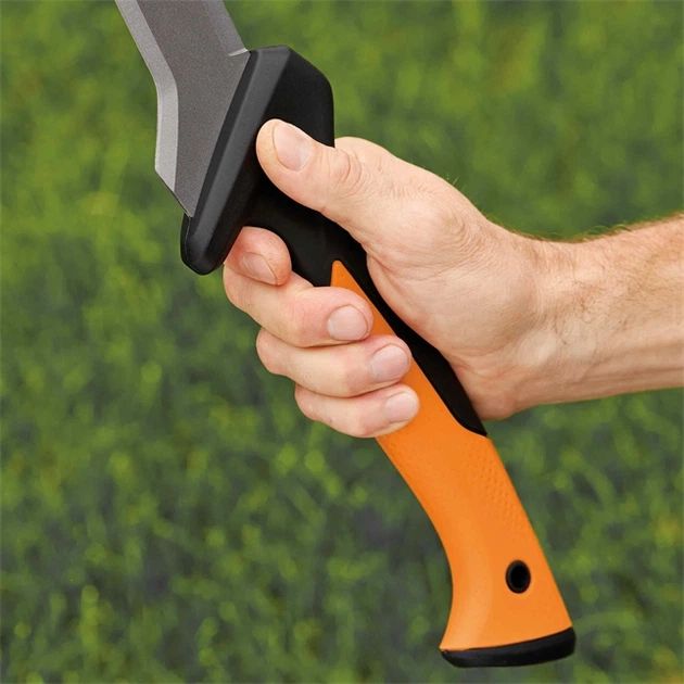 fiskars-machete-axe-cl-581-machete-photo-3