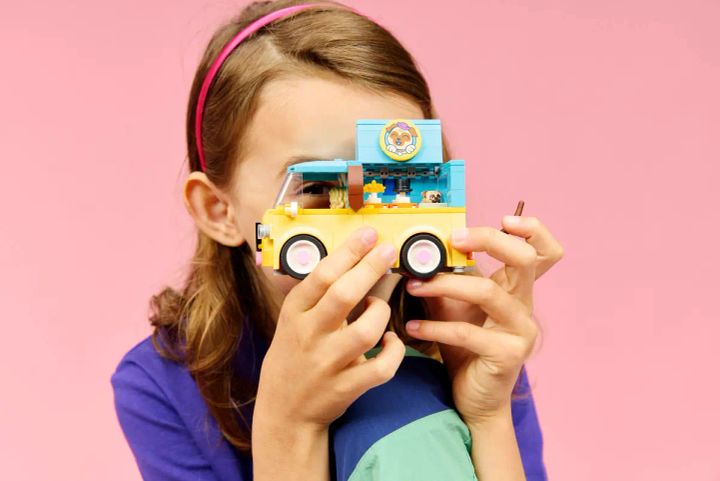 lego-friends-pet-accessories-van-42678-237ts-photo-2