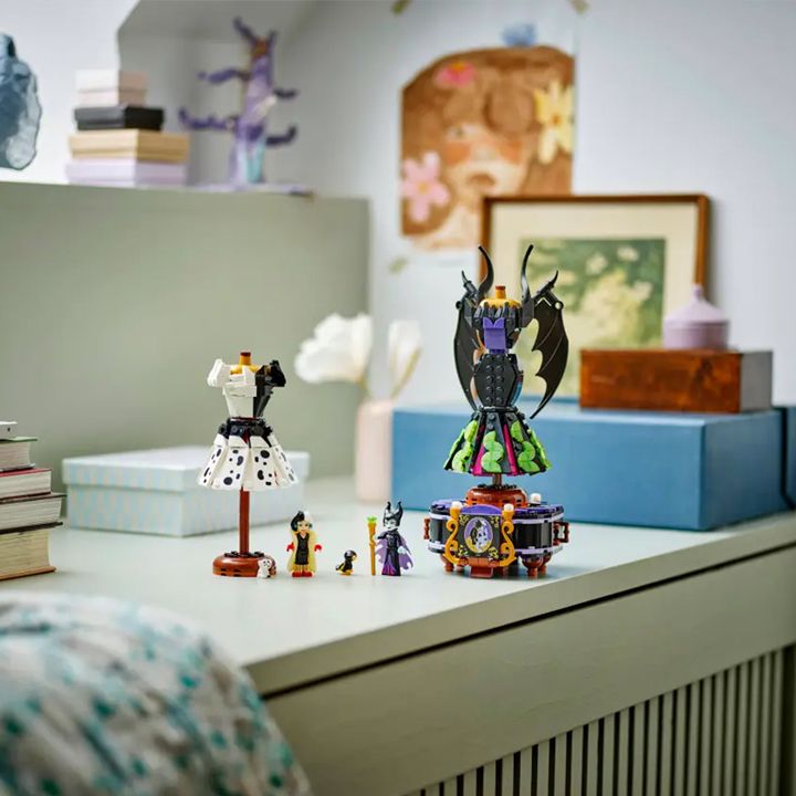 lego-maleficents-and-cruella-de-vils-dresse-asatsqobi-konstruqtori-photo-3