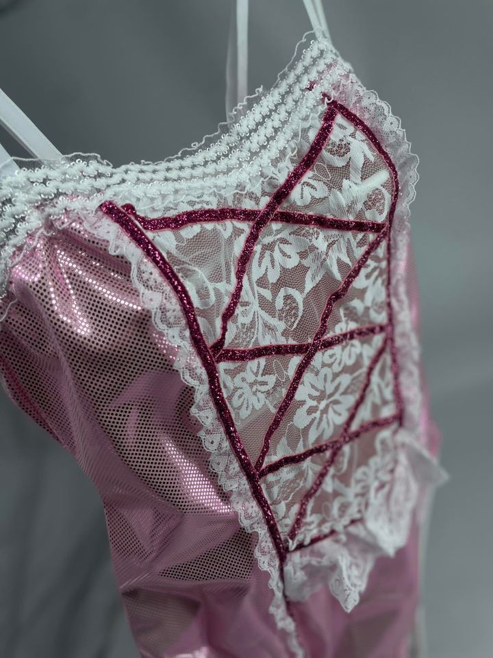 erotic-pink-bunny-photo-4