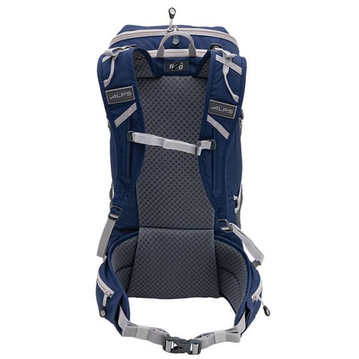 alps-mountaineering-kempingis-zurgchanta-photo-2