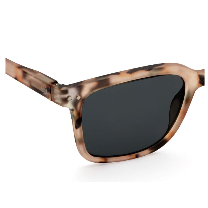 giggles-l-sun-light-tortoise-mzis-satvale-photo-3