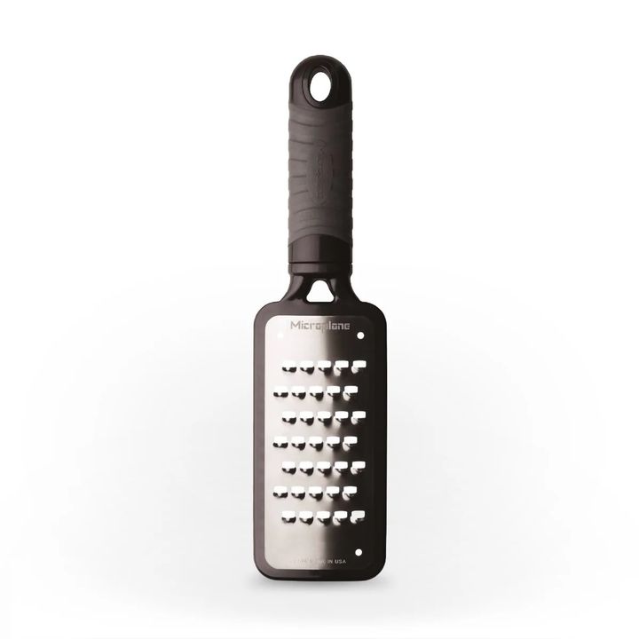 microplane-44038e-home-extra-coarse-black-sakhekhi