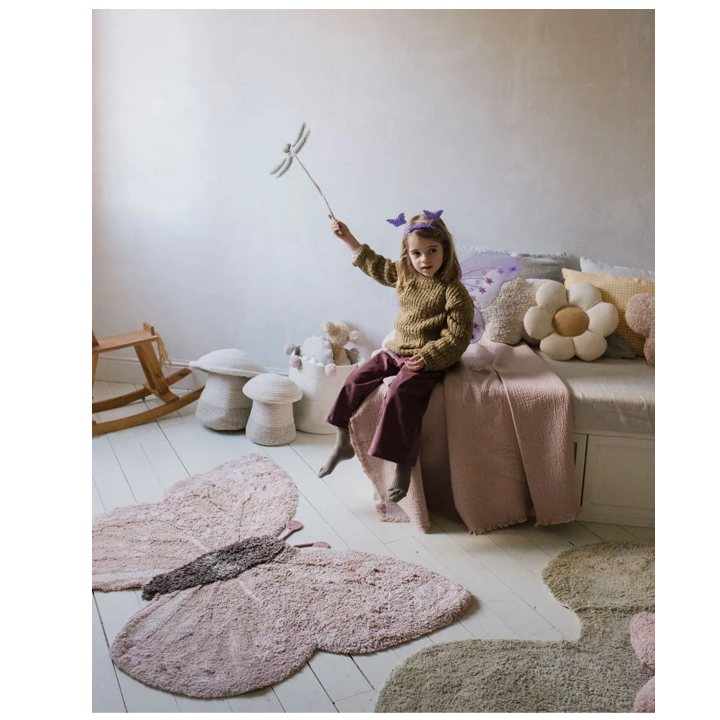lorena-canals-baby-butterfly-animal-rug-khelnaketi-sabavshvo-khalicha-photo-4
