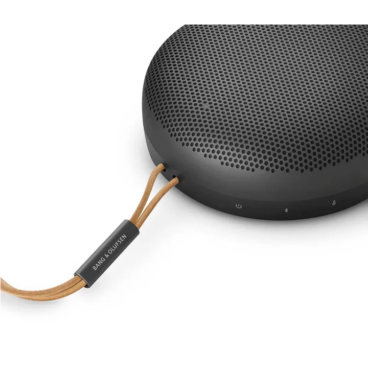 beosound-a1-2ndgenblackanthracite-otg-2-x-30-w-portatuli-dinamiki-photo-4