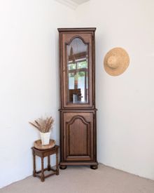 Product image of Collector Tbilisi კუთხის ვიტრინა (რესტავრირებული)