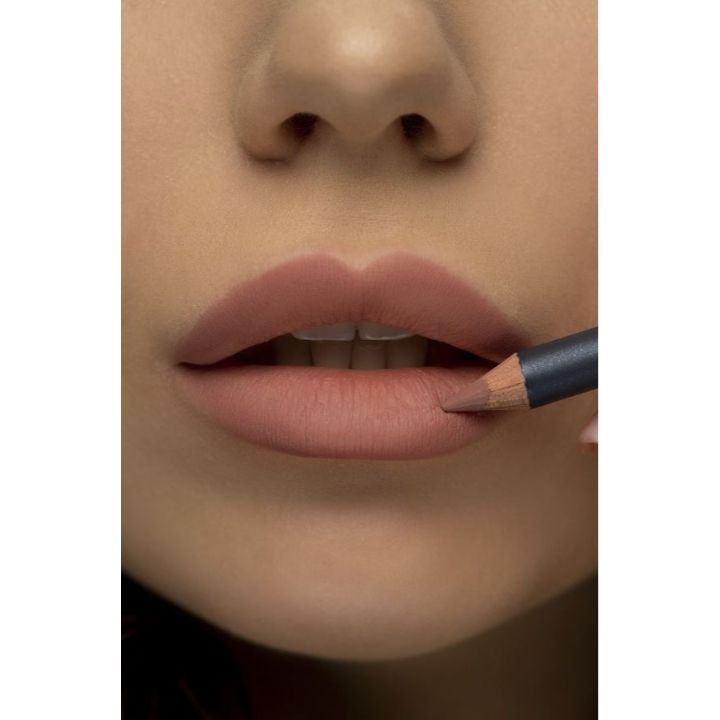 aden-lipliner-pencil-22-corset-tuchis-fanqari-photo-4