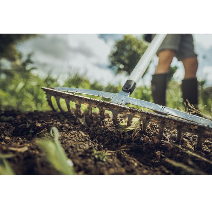 fiskars-xact-soil-rake-m-fotskhi-photo-2
