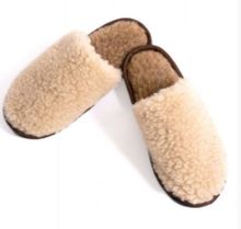 Product image of ოთახის ჩუსტი ნატურალური შალის ბეწვით "ეკონომი" კარამელი