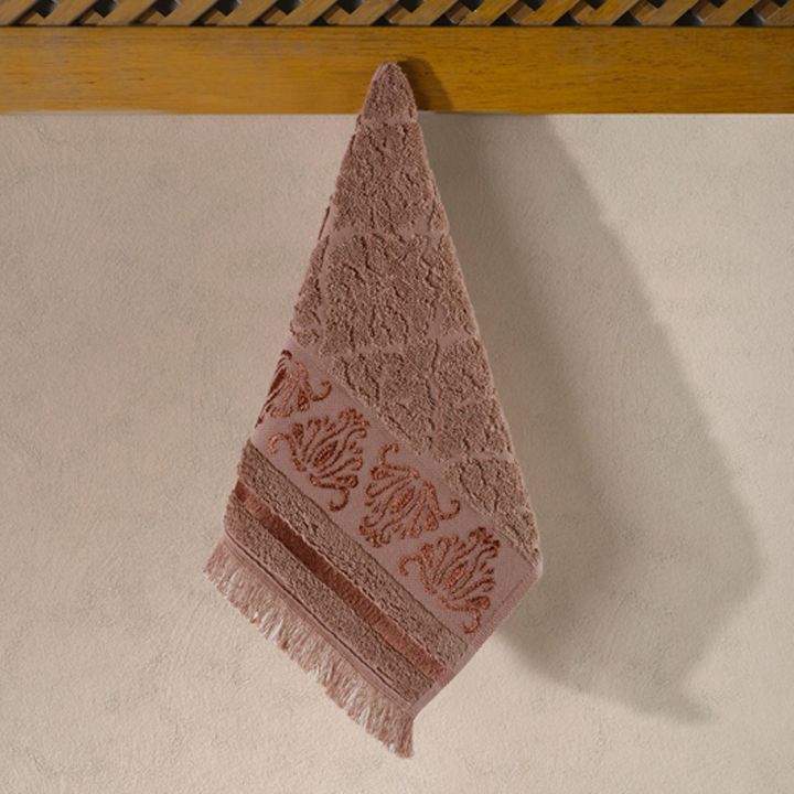 manamo-paisley-zhakaris-bambis-khelis-pirsakhotsi