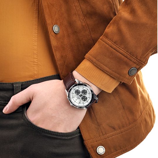 casio-efr-526l-7avudf-katsis-saati-photo-4