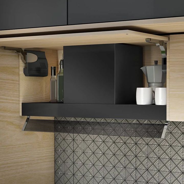 airforce-f300-bla90-chasashenebeli-gamtsovi