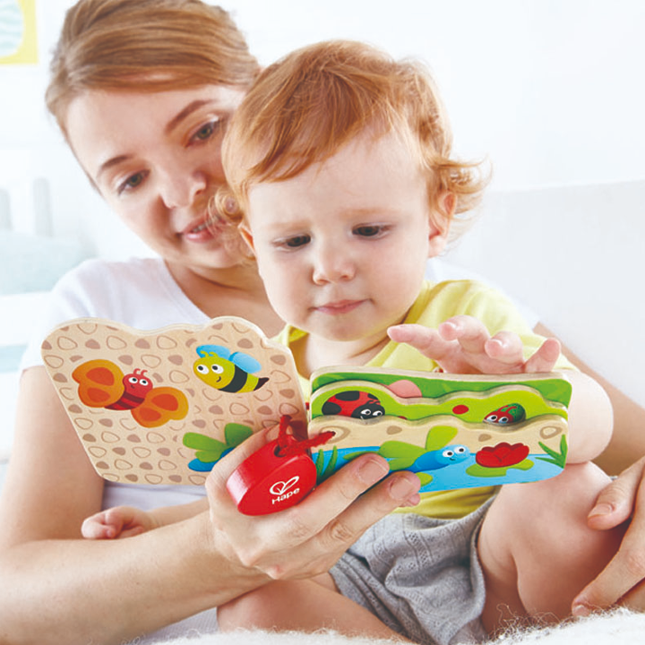 hape-babys-bug-book-chvilis-satamasho-tsigni-photo-4