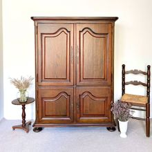 Product image of Collector Tbilisi წაბლის ხის ბუფეტი (რესტავრირებული)