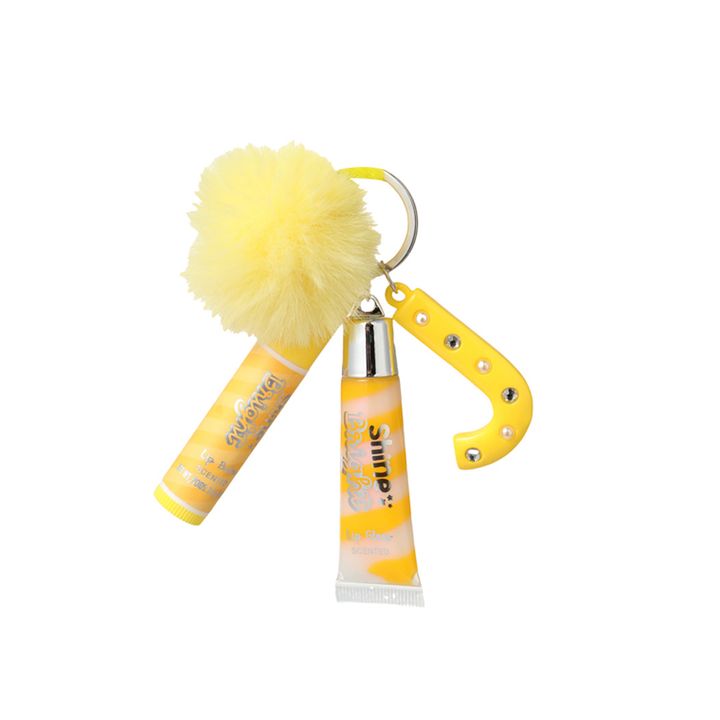 miniso-dessert-theme-letter-design-lip-care-keychain-j-sabavshvo-tuchis-movlis-nakrebi