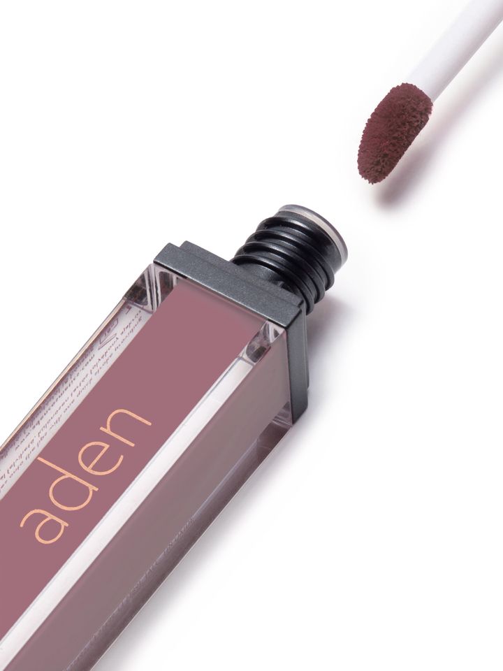 aden-liquid-lipstick-05-shell-tuchsatskhi-photo-2