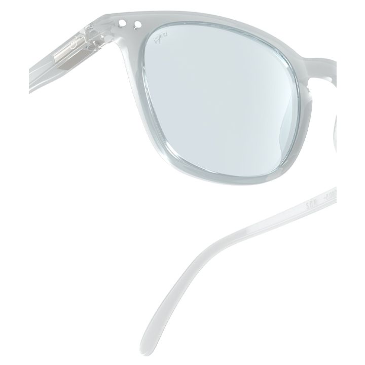 giggles-sun-e-moonlight-grey-mzis-satvale-photo-3