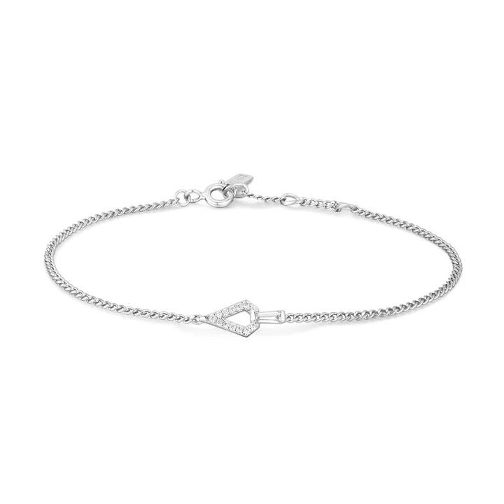 ania-haie-b059-02h-samajuri