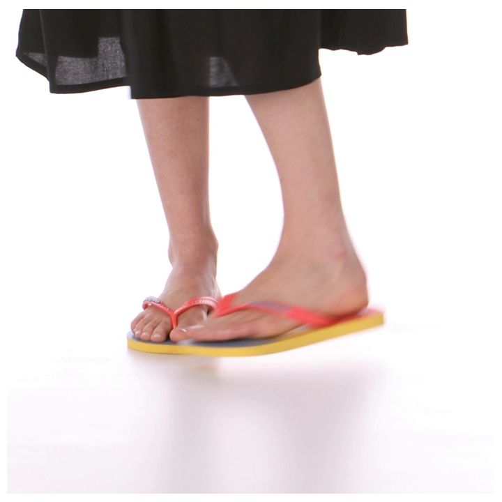 havaianas-top-fashion-gold-yellow-qalis-shlapunebi-photo-3