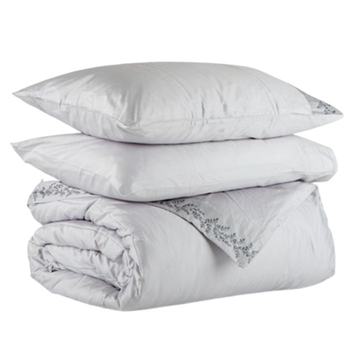 manamo-tetreulis-nakrebi