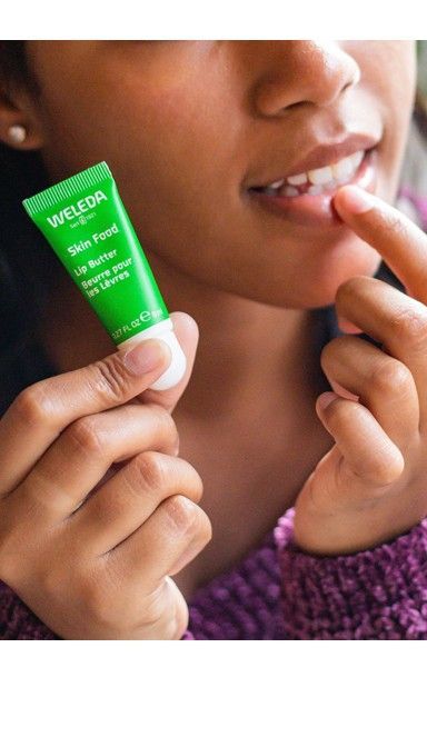 weleda-skin-food-lip-butter-tuchis-balzami-8-ml-photo-3