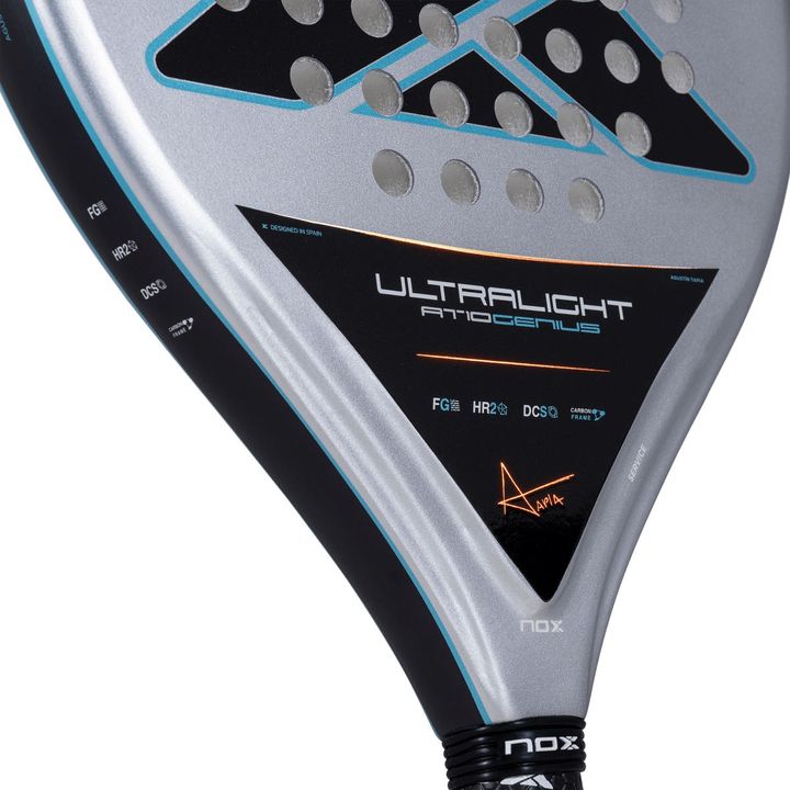 pala-nox-at10-genius-ultralight-patultlig26-padelis-chogani-photo-2