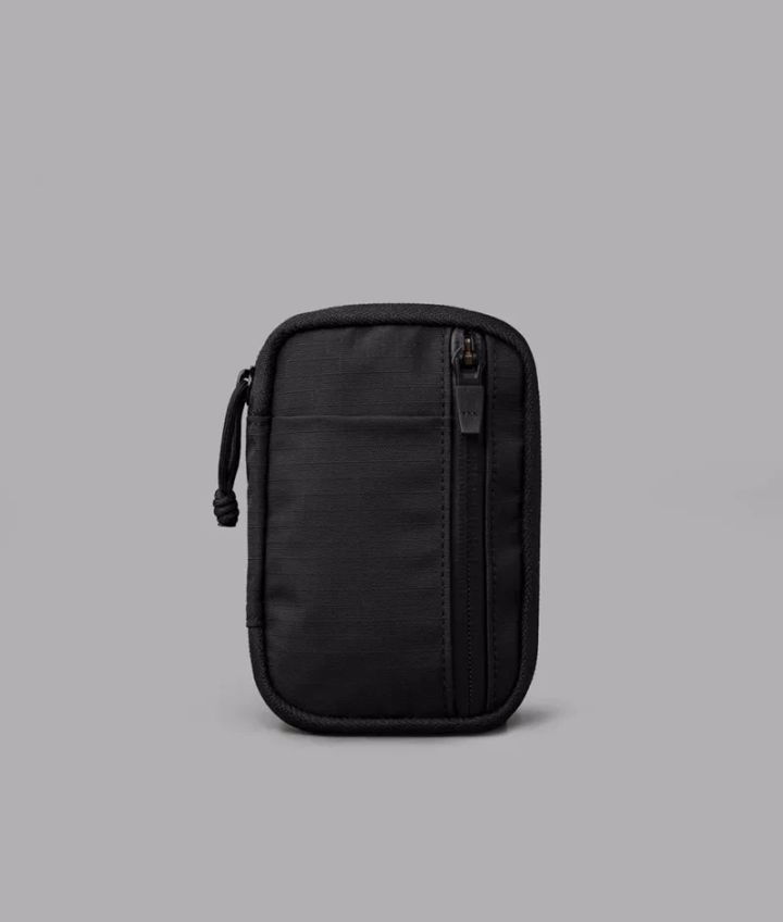 alpaka-hub-pouch-v2---black-axoflux-210d-safule-photo-4