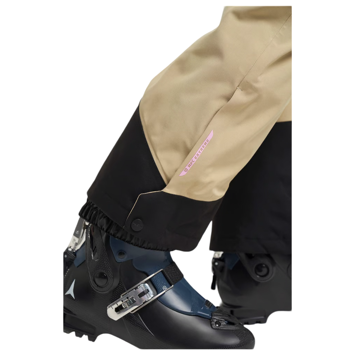 tenson-aerismo-ski-pants-satkhilamuro-sharvali-photo-4