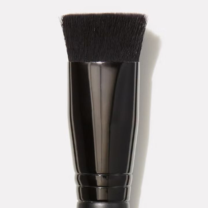 elf-triangular-buffing-foundation-brush-makiazhis-funji-photo-2