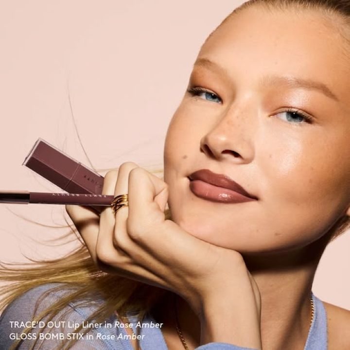 fenty-beauty-pencil-lip-liner-rose-amber-tuchis-fanqari-photo-2