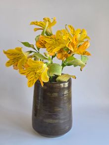 Product image of ხელნაკეთი კერამიკის ლარნაკი