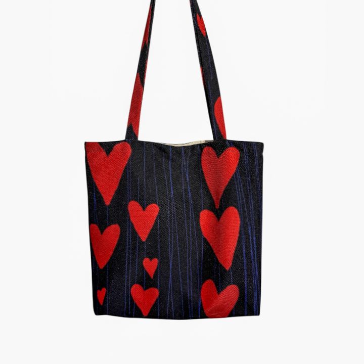 black-bag-with-red-hearts-gadasakidi-chanta