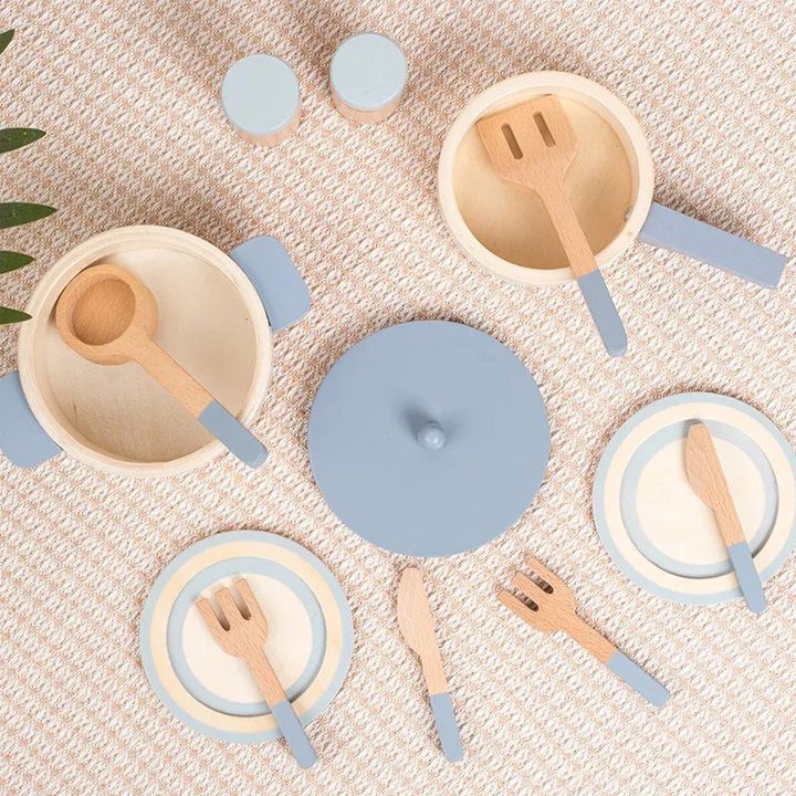 wooden-mini-kitchen-cookware-set-satamasho-churchlis-nakrebi-photo-4