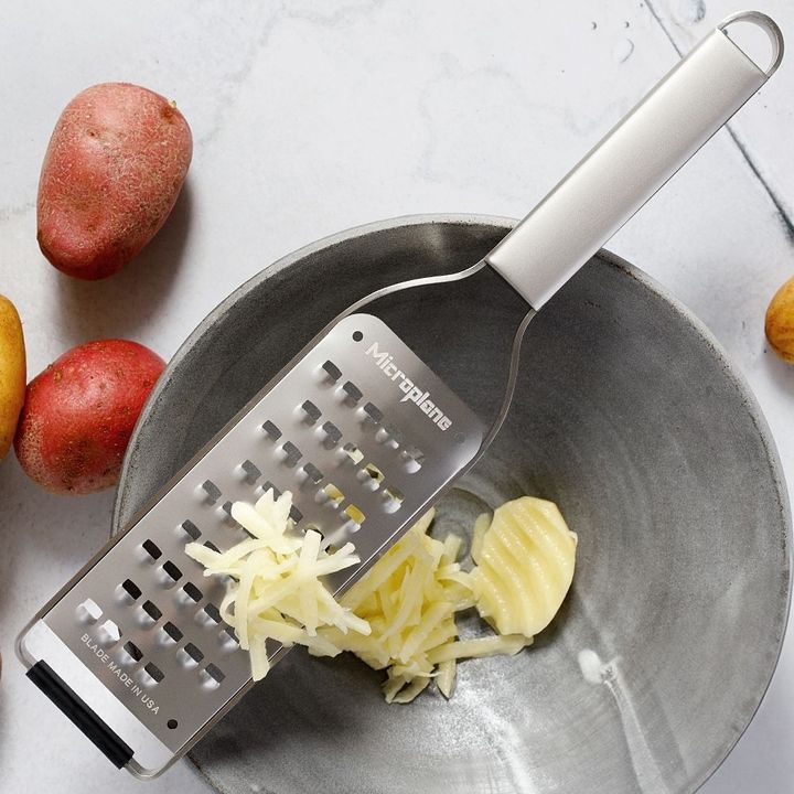 microplane-59008e-professional-extra-coarse-grater-photo-2