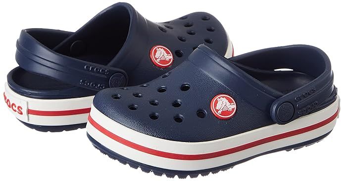 crocs-bavshvis-fekhsatsmeli-photo-2